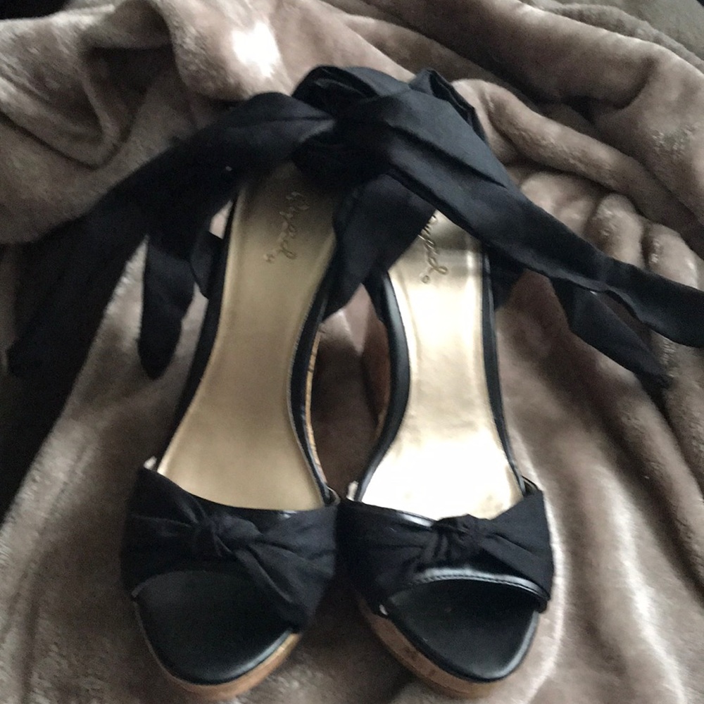 Black Platform Ankle Tie Sandals Sz9.